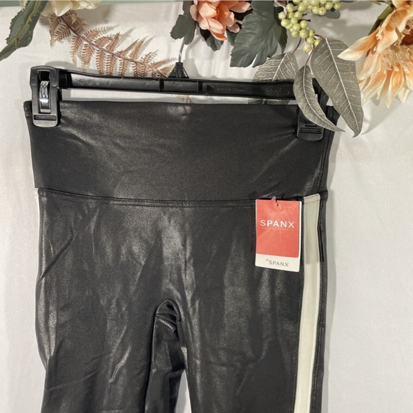 NWT Spanx [ Small ] Side‎ Stripe Faux Leather Leggings in Black/White - Picture 7 of 12